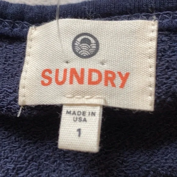 Sundry Raglan Sleeve Rainbow Sweatshirt Size 1 (Small) - Picture 5 of 6